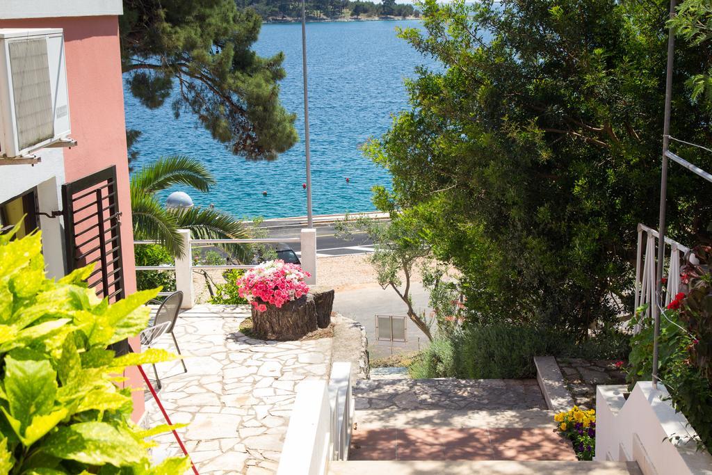 Apartments Villa Julija มาลีโลชินจ์ ห้อง รูปภาพ