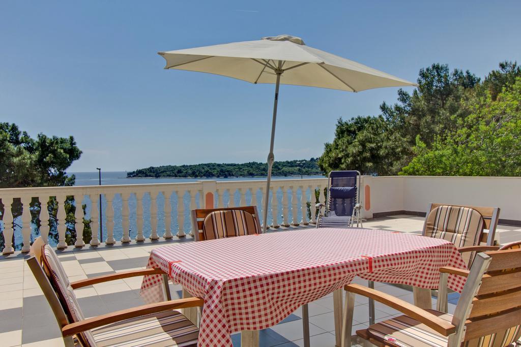 Apartments Villa Julija มาลีโลชินจ์ ห้อง รูปภาพ