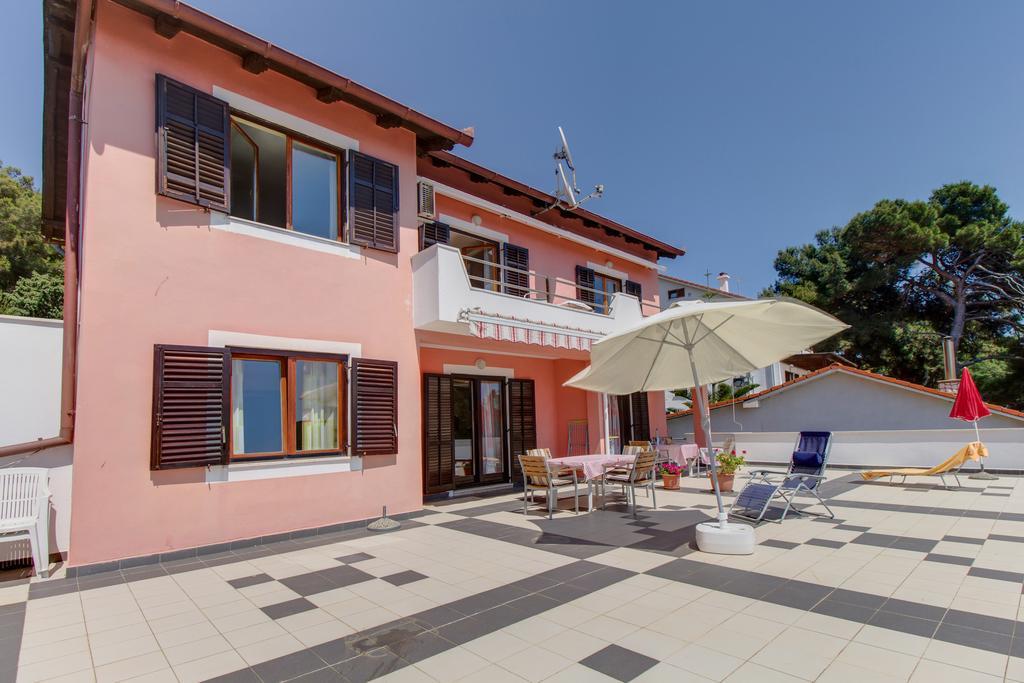 Apartments Villa Julija มาลีโลชินจ์ ห้อง รูปภาพ